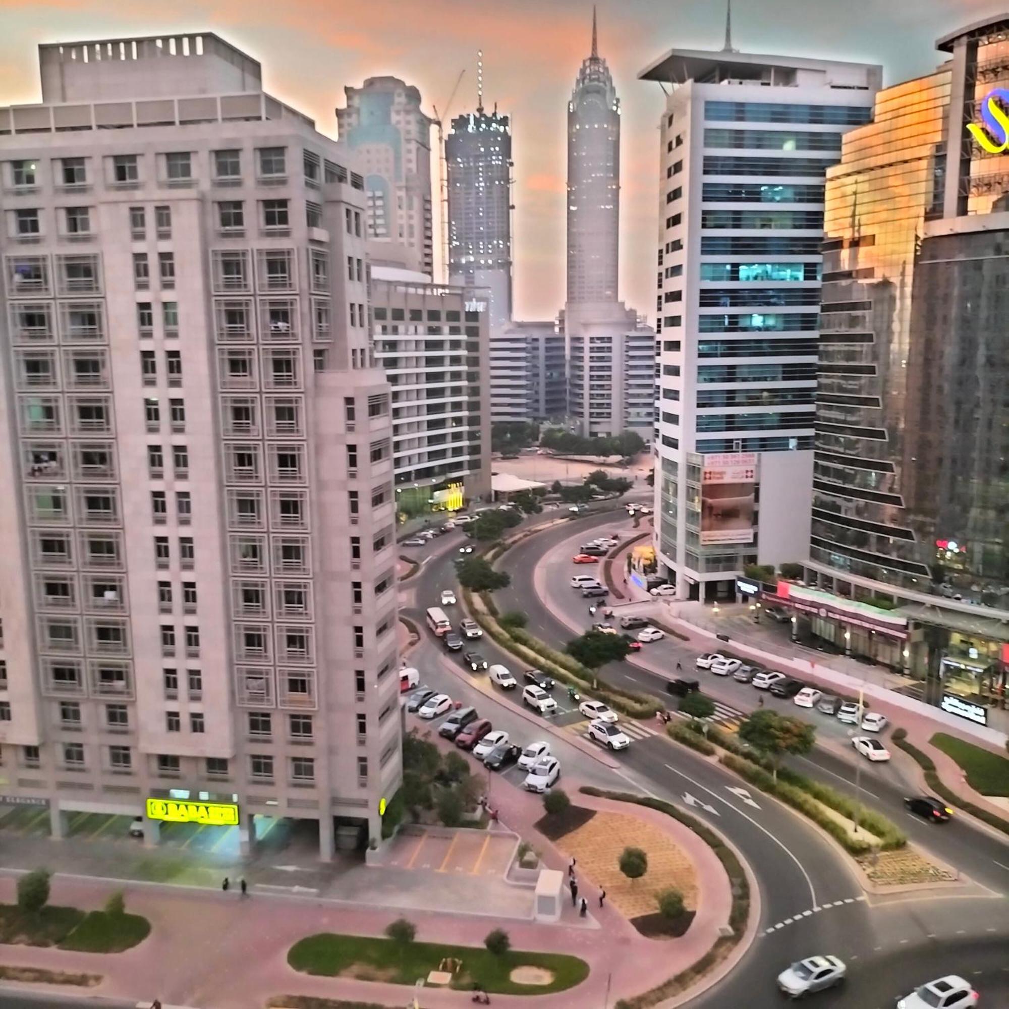 Апартаменты Private In Tecom Next To Metro Station *