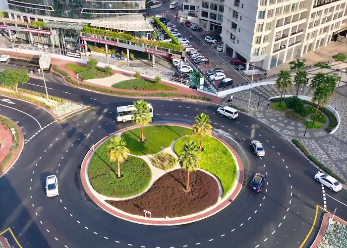 Private Studio Apartment In Tecom Next To Metro Station